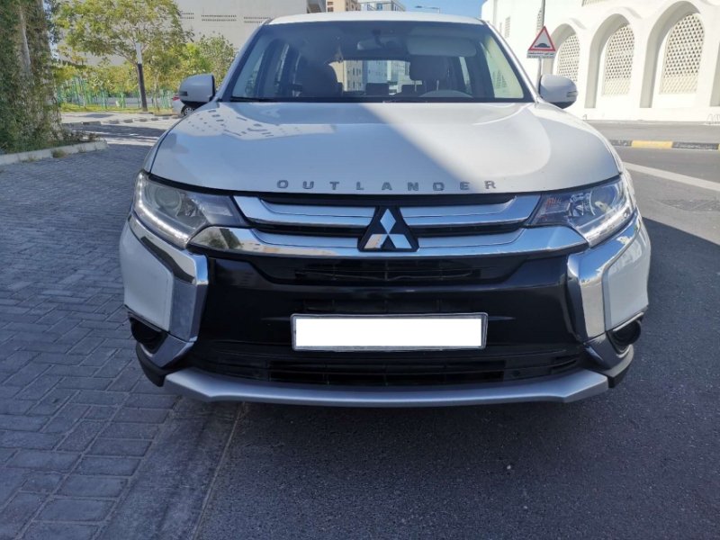 Urgent for sale, Mitsubishi Outlander, 2.4-cylinder, excellent condition, 2018-169000km-please contact: 39920820