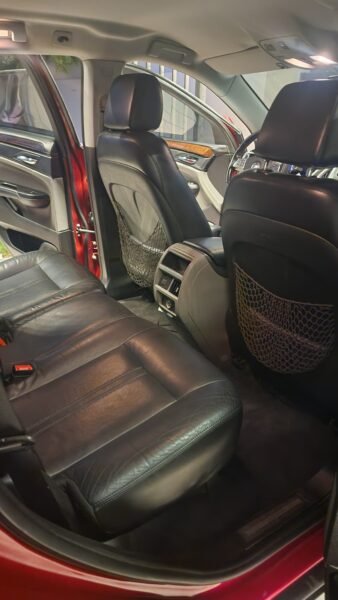 2011 Cadillac SRX for Sale in Bahrain – Reliable & Spacious SUV