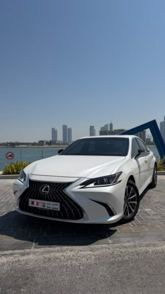 2024 Lexus ES 300h Hybrid for Sale in Bahrain – Mint Condition