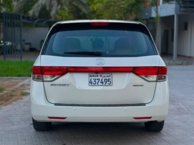 2014 Honda Odyssey Touring for Sale in Bahrain