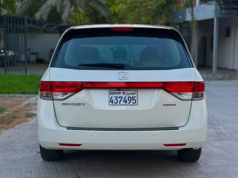 2014 Honda Odyssey Touring for Sale in Bahrain